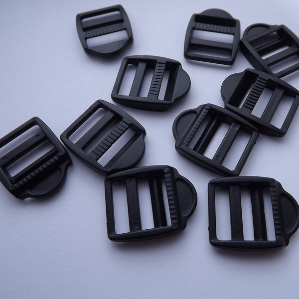 15mm corrosion-Resistant Plastic Ladderlock Black Buckles