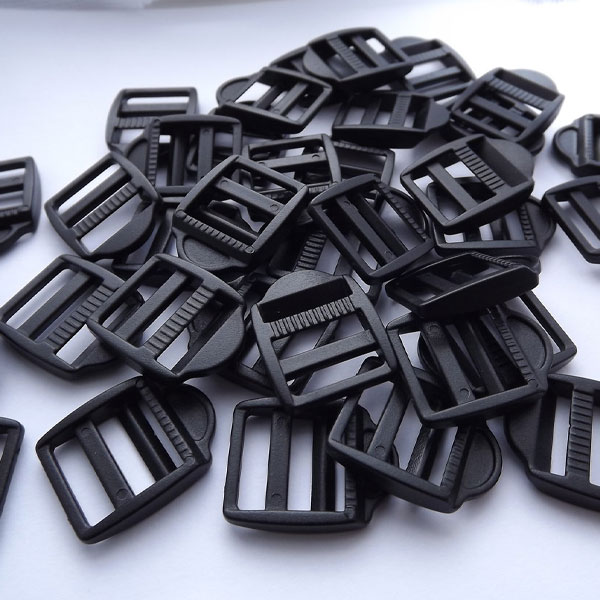 15mm corrosion-Resistant Plastic Ladderlock Black Buckles