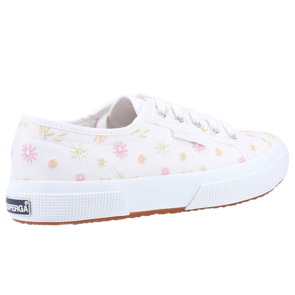 2750 Flowers Embroidery Shoe