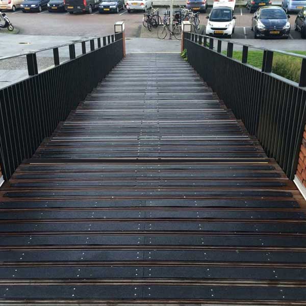10 Pieces 600mm GRP Anti Slip Decking Strips