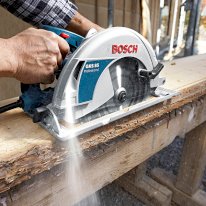 Bosch Solid Robustness Hand Held Circular Saw with Dust Extraction Adapter 