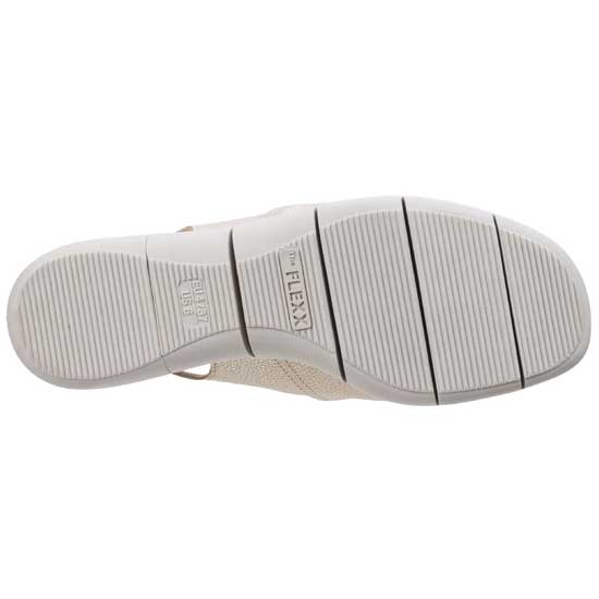 Casual Comfort Curtis Sandal from Easy Row