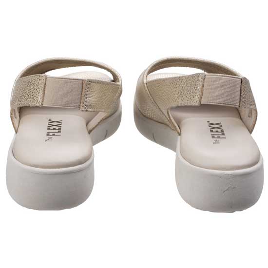 Casual Comfort Curtis Sandal from Easy Row