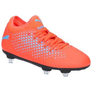 Lace-Up Screw-In Sports Shoes for Soft Ground