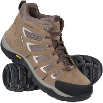 Durable men's hiking boots for UK trails