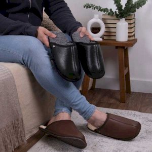 Comfortable men’s mule slippers UK