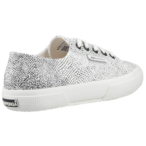 Micro Snake-Texture Fashion Sneaker