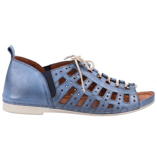 Newport Lightweight Casual Shoe
