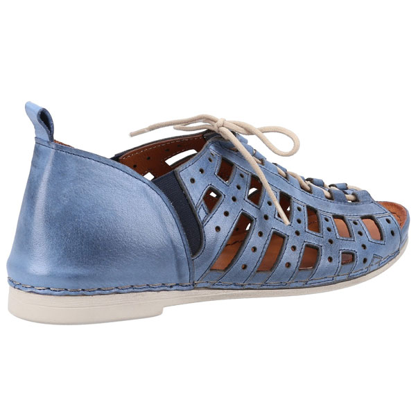Newport Lightweight Casual Shoe