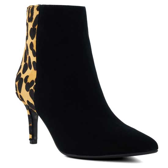 Obsessive Zip-Up Boot