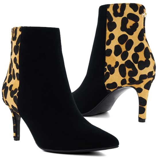 Obsessive Zip-Up Boot