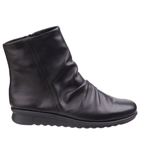 Pan Fried Leather Boot with Comfort Fit