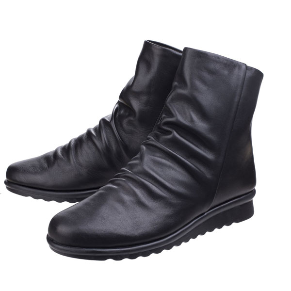 Pan Fried Leather Boot with Comfort Fit