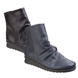 Pan Fried Leather Boot with Comfort Fit
