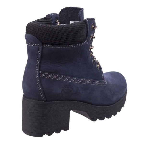 Pine Women’s Leather Boot for Cold Weather