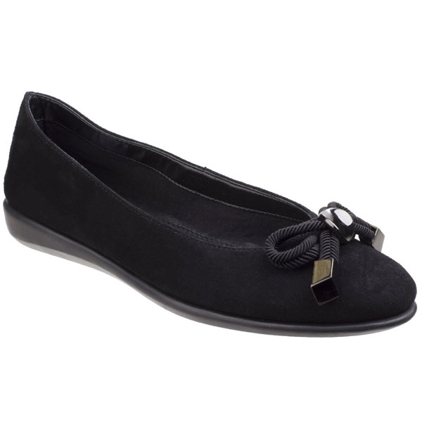 Riskas Classic Ballet Pump