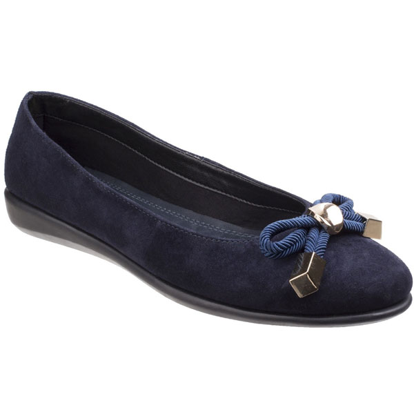 Riskas Classic Ballet Pump