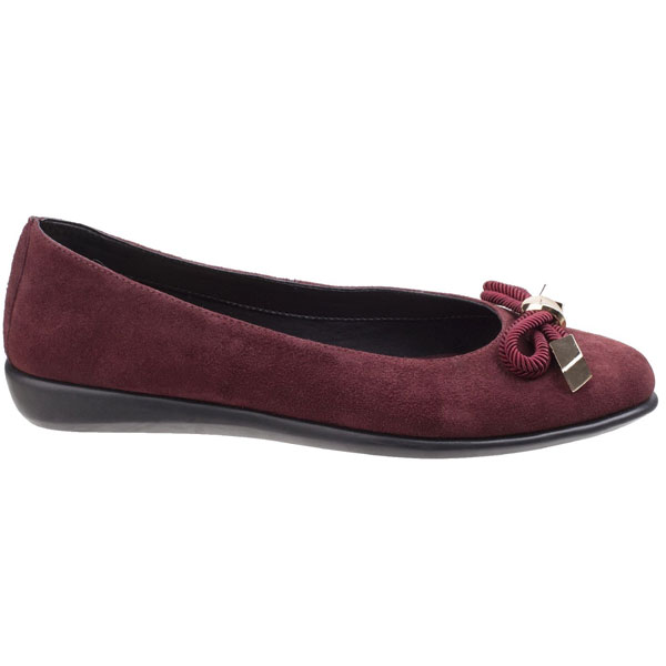 Riskas Classic Ballet Pump