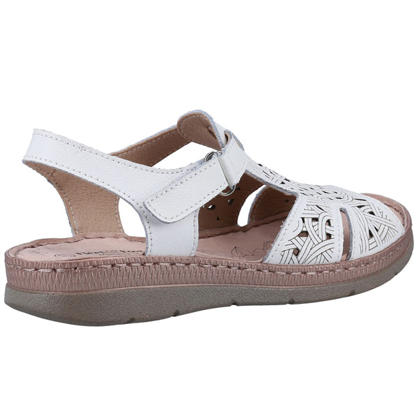 Ruth Relaxed Fit Sandal for All-Day Ease