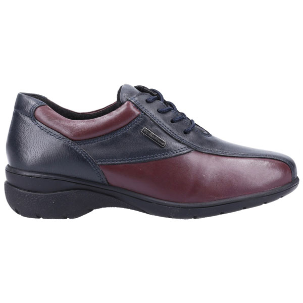 Salford 2 Classic Lace-Up Shoe