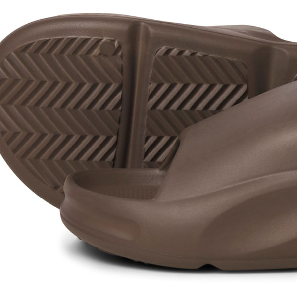 Slip On Moulded Slider