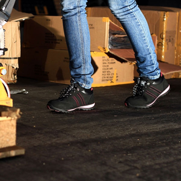 Slip Resistant FS47 Ladies Safety Trainer