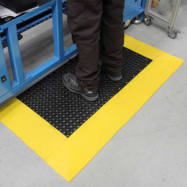 Interlocking Tough Deck Tile Matting for Wet Floors