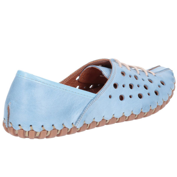 Zeta Lightweight All-Day Shoe