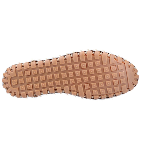 Zeta Lightweight All-Day Shoe